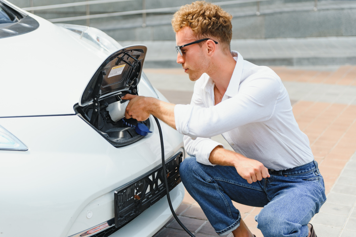 Voiture électrique hybride